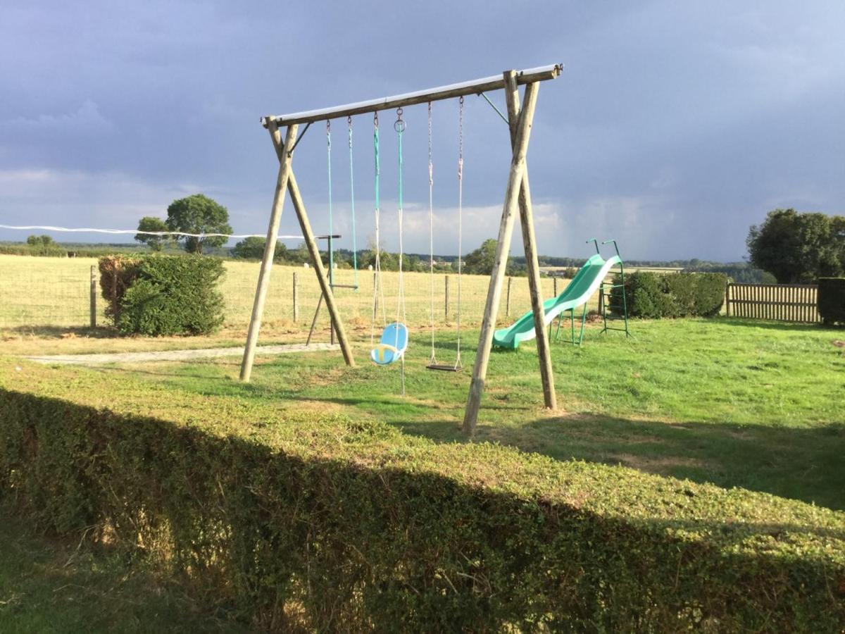 Gite De Belle Vue Semur-en-Brionnais Esterno foto