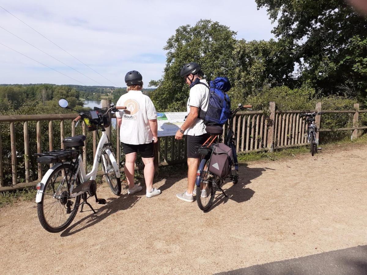 Gite De Belle Vue Semur-en-Brionnais Esterno foto