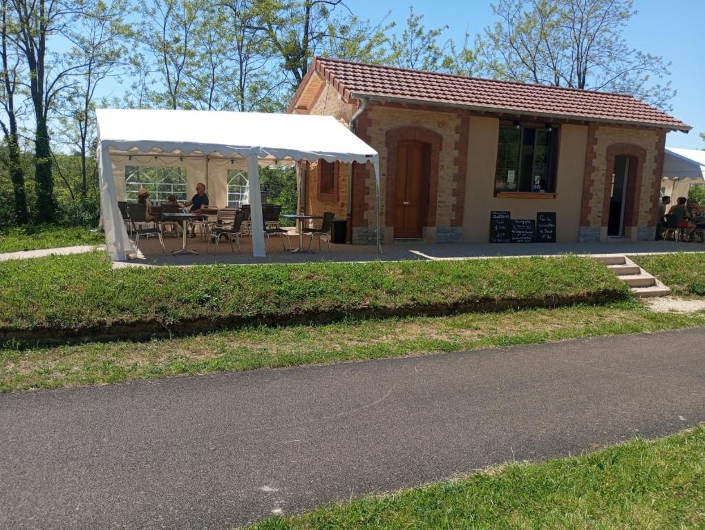 Gite De Belle Vue Semur-en-Brionnais Esterno foto