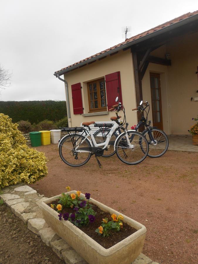 Gite De Belle Vue Semur-en-Brionnais Esterno foto